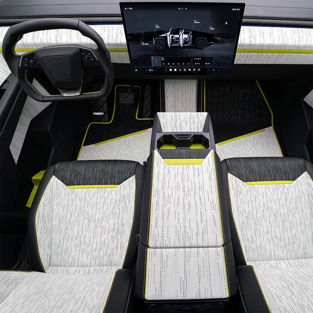 Tesla Cybertruck Mansory Edition (Limited) - View 4